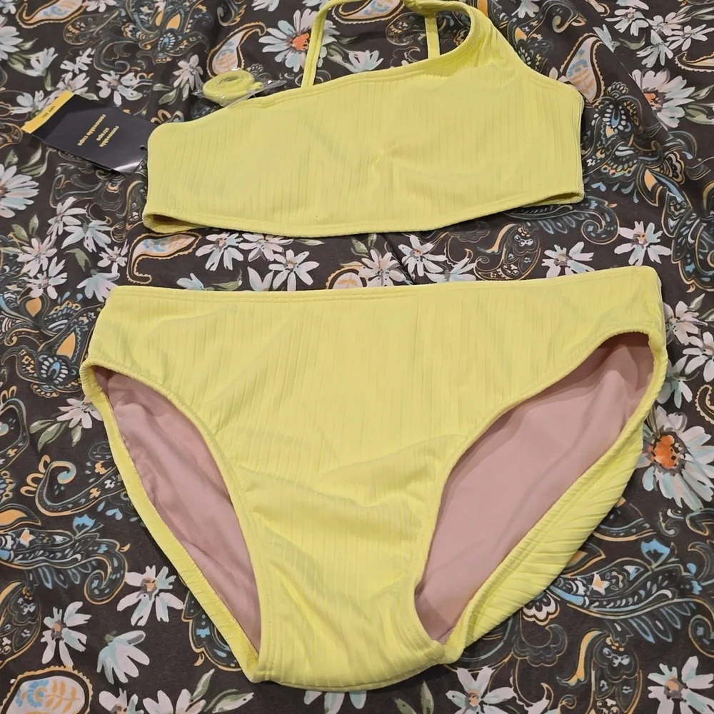 ❤️10/$40 New art class girls bikini